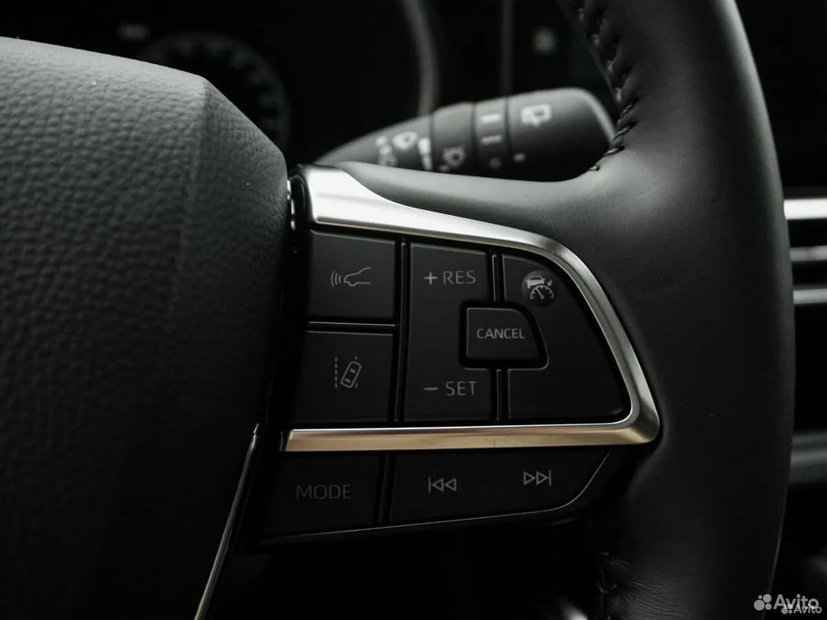 Toyota Highlander — фото 17
