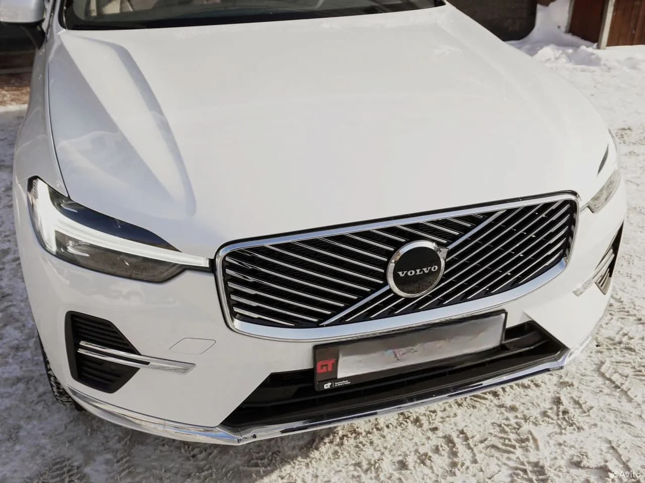 Volvo XC60 — фото 10