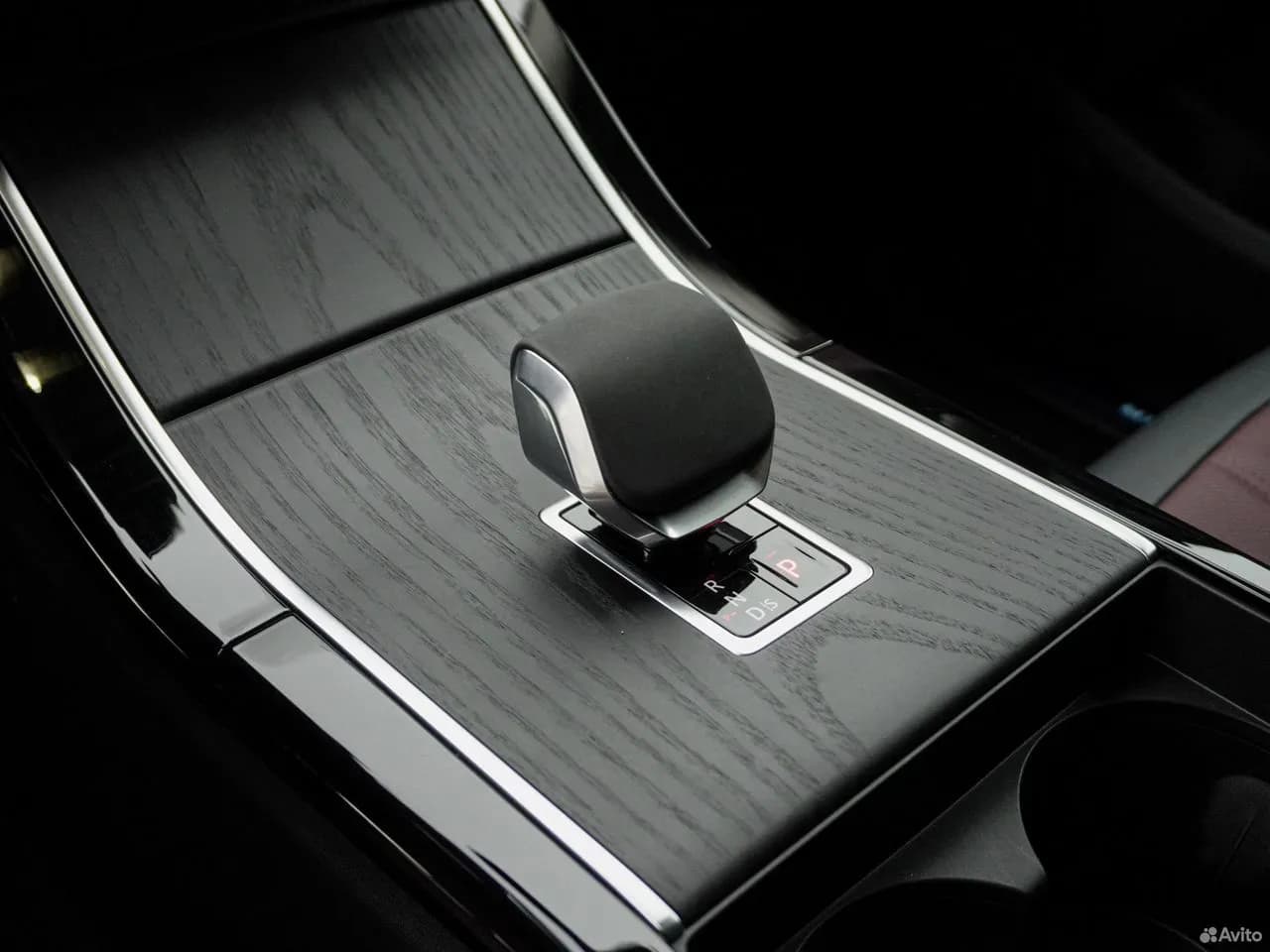 Land Rover Range Rover Evoque — фото 20