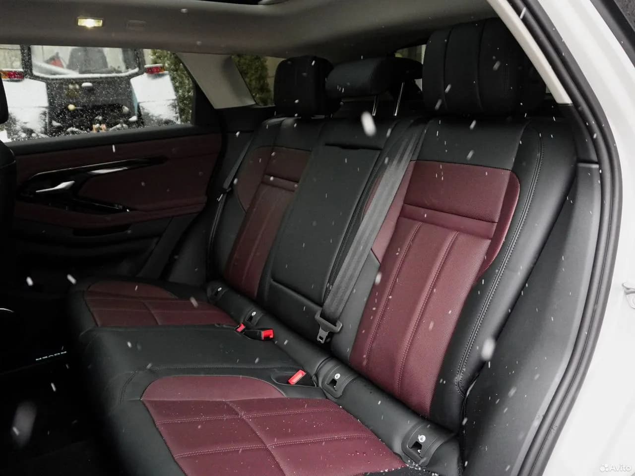 Land Rover Range Rover Evoque — фото 27