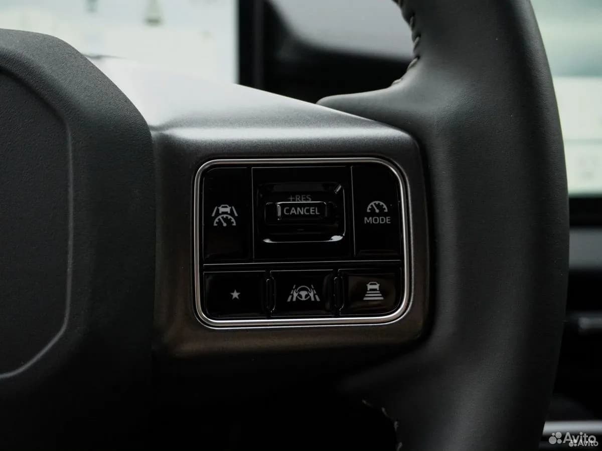Toyota RAV4 — фото 13