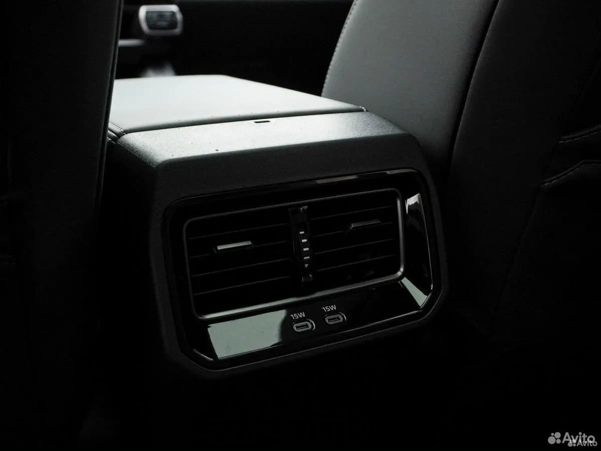 Toyota RAV4 — фото 23