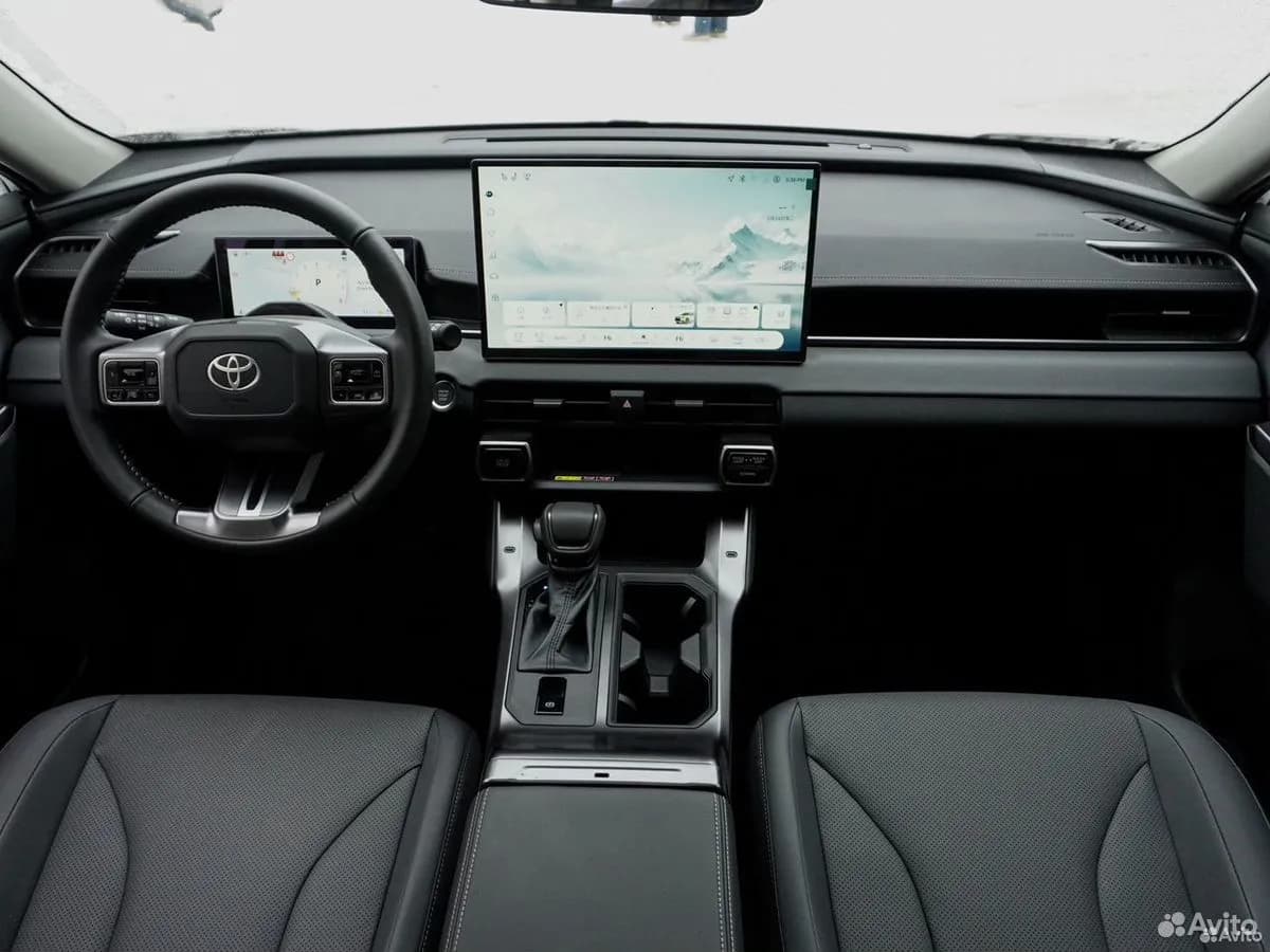Toyota RAV4 — фото 24
