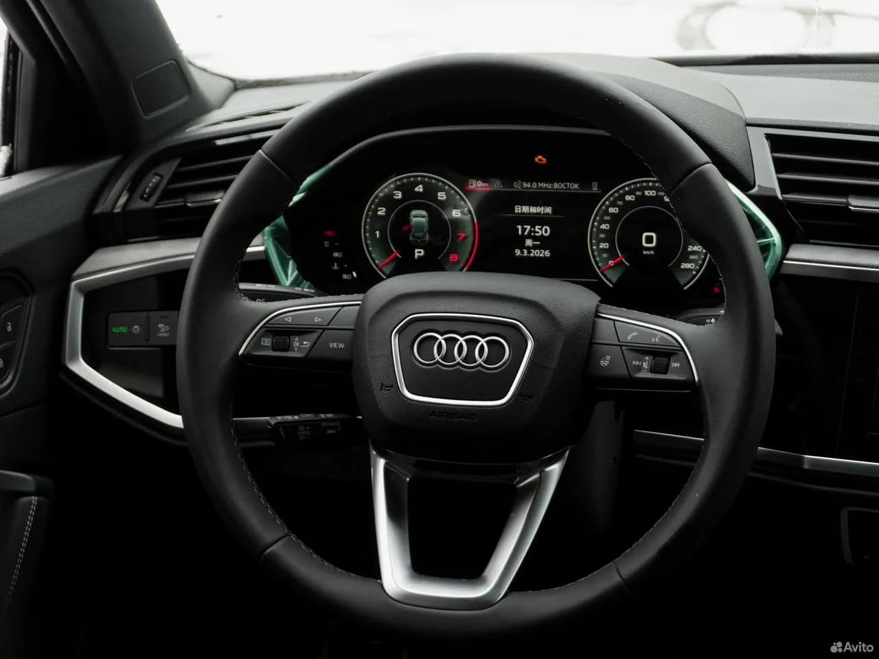 Audi Q3 — фото 31