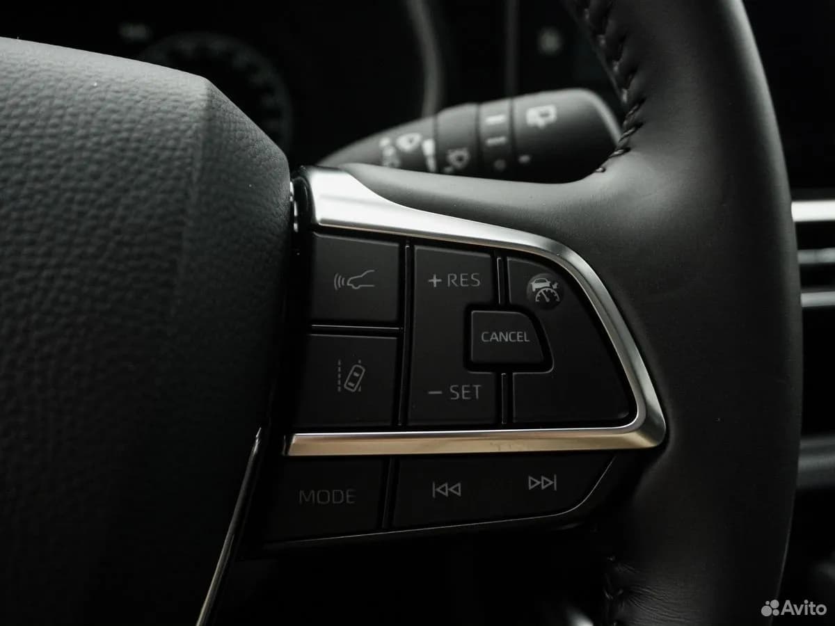 Toyota Highlander — фото 17