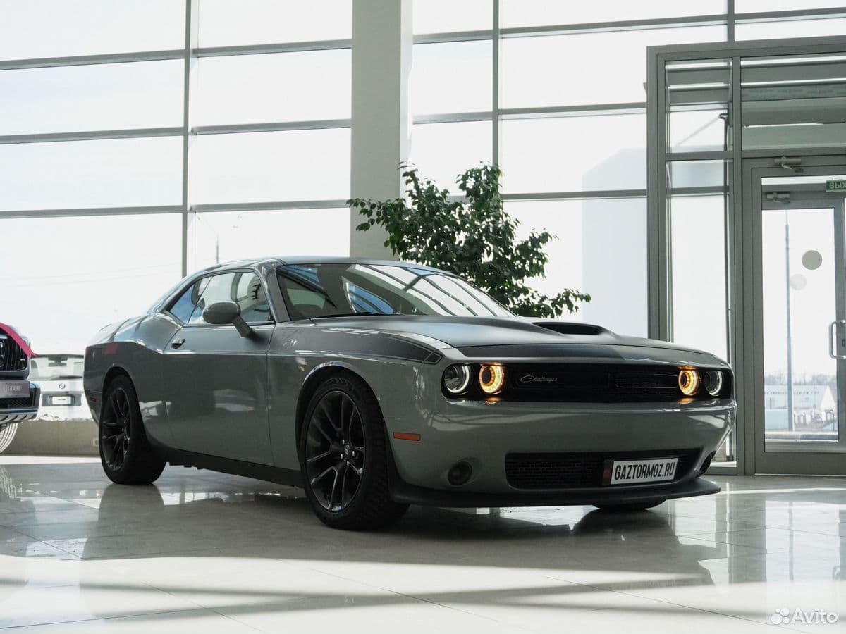 Dodge Challenger — фото 3