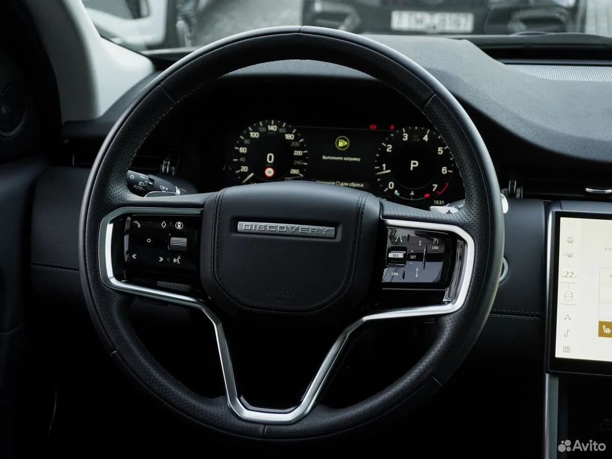Land Rover Discovery Sport — фото 28
