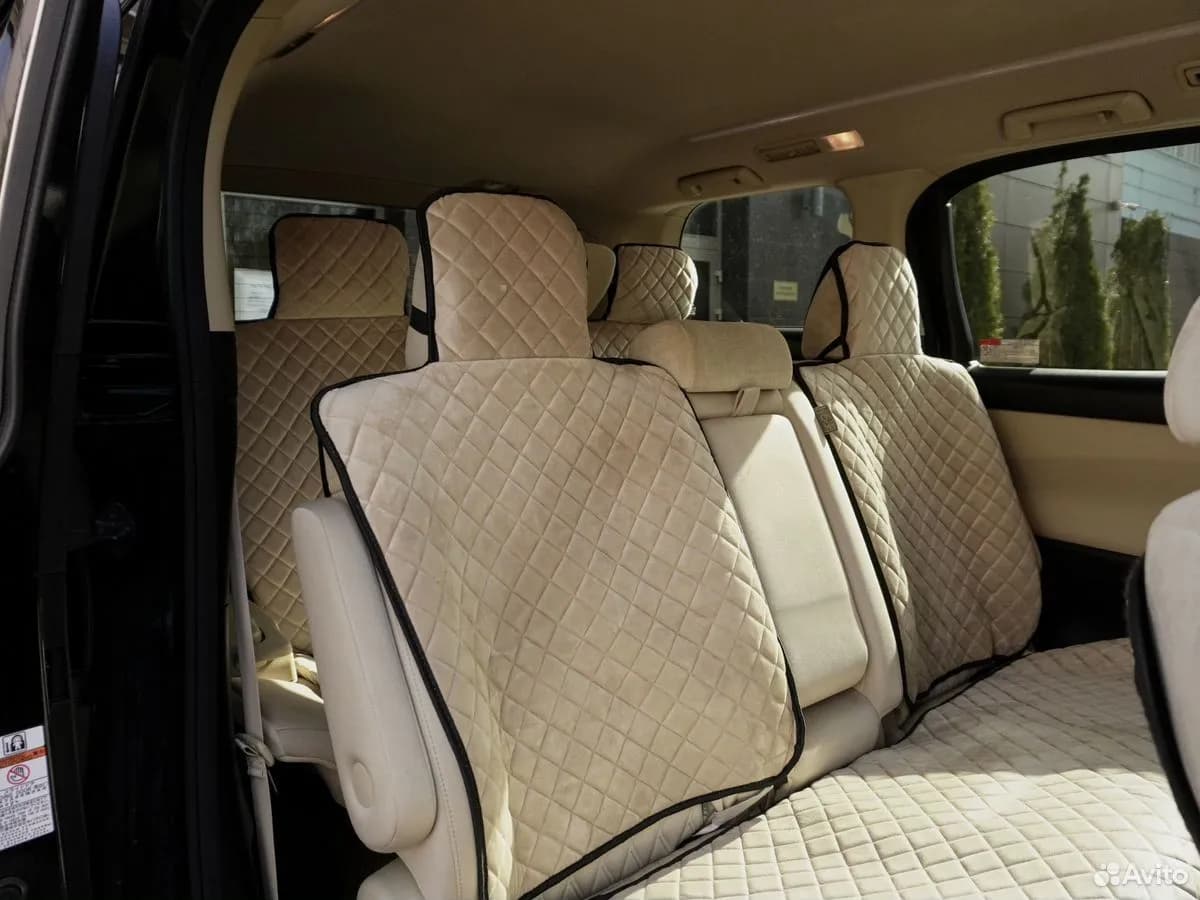 Toyota Alphard — фото 19
