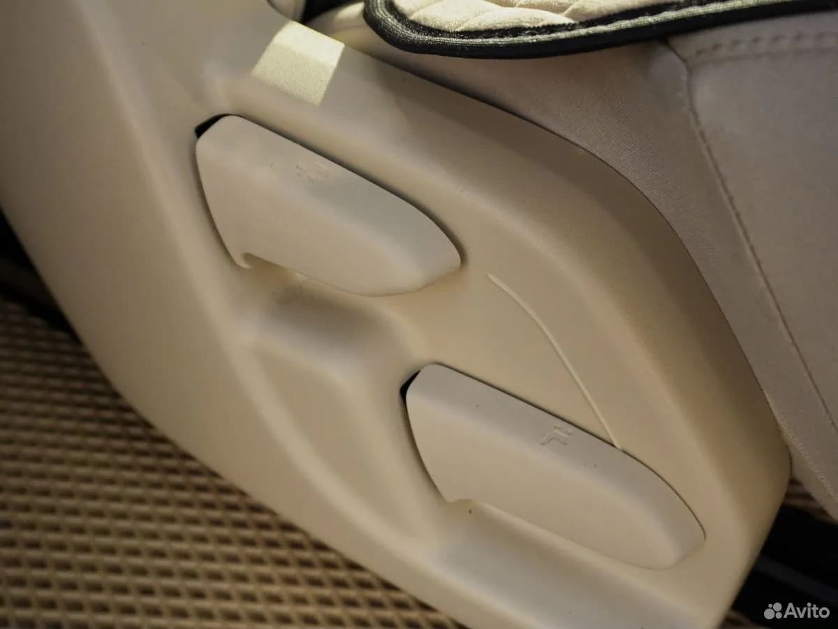 Toyota Alphard — фото 20