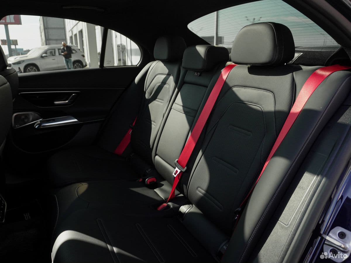 Mercedes-Benz E-класс AMG — фото 18