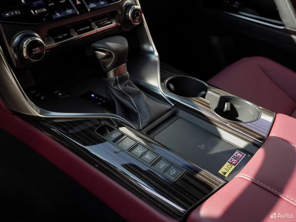 Lexus LX — фото 22
