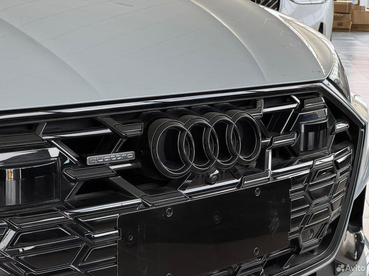 Audi A7L — фото 11