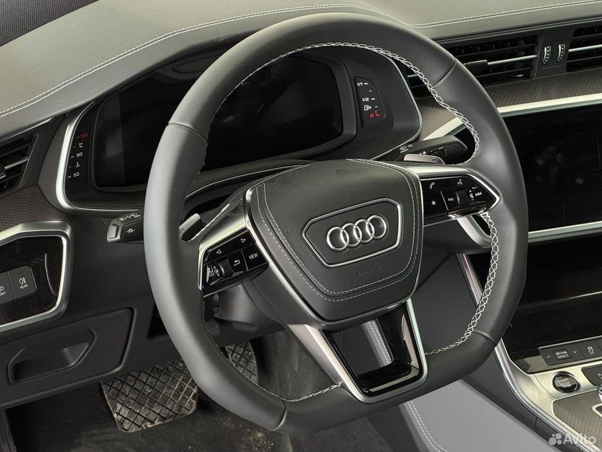 Audi A7L — фото 25