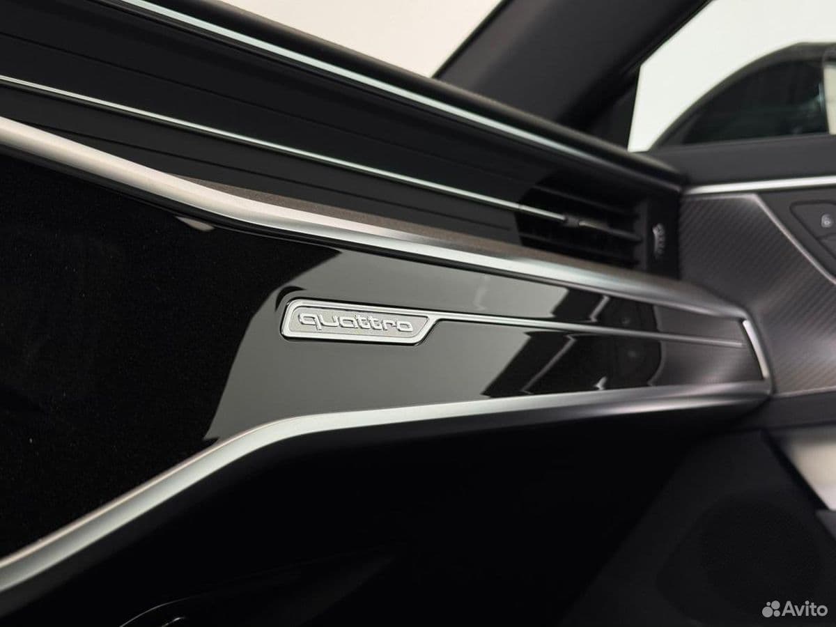 Audi A7L — фото 30