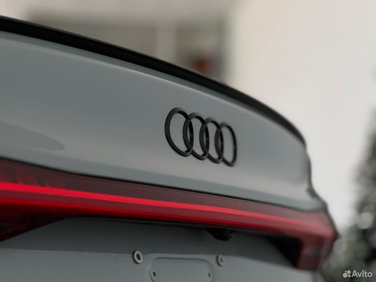 Audi A7L — фото 7