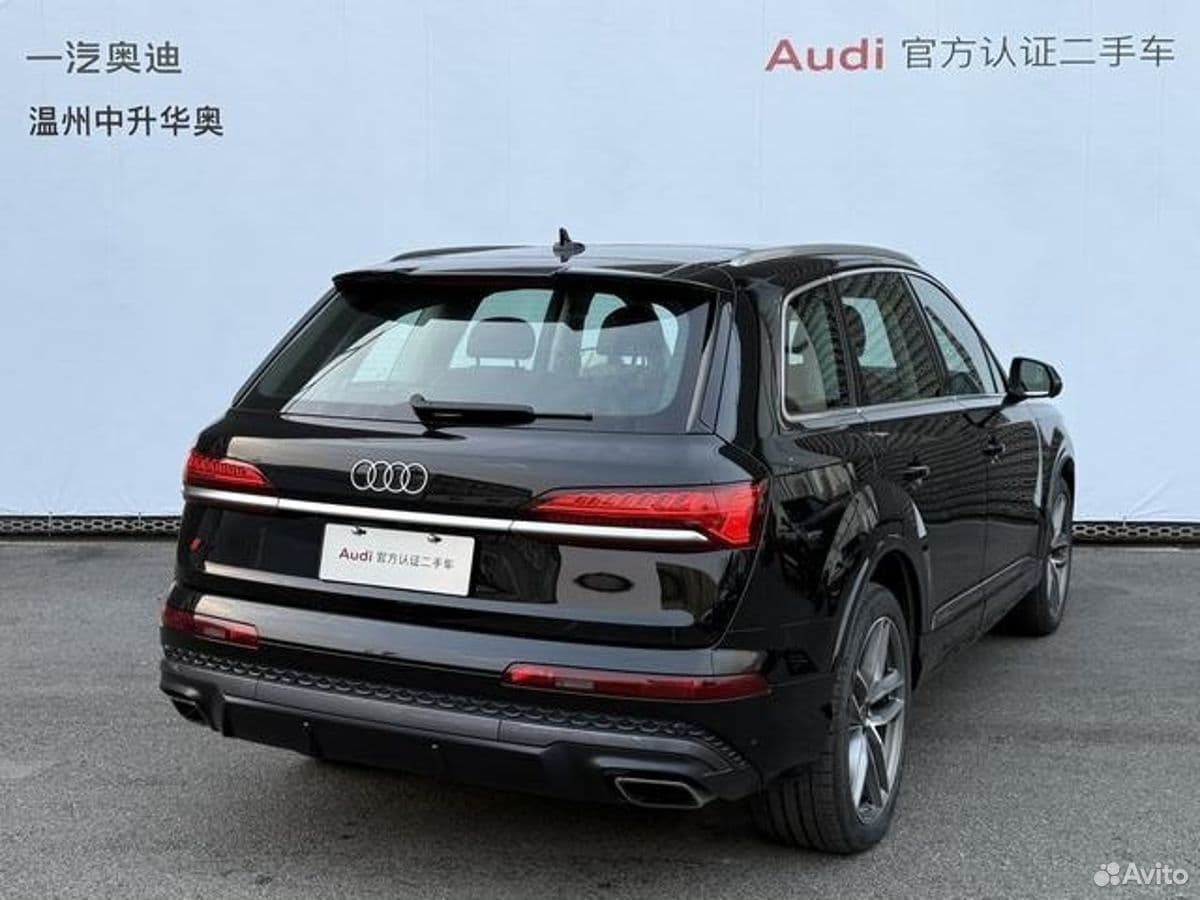 Audi Q7 — фото 2
