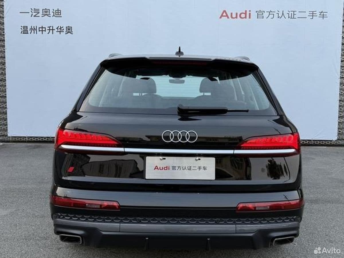 Audi Q7 — фото 3