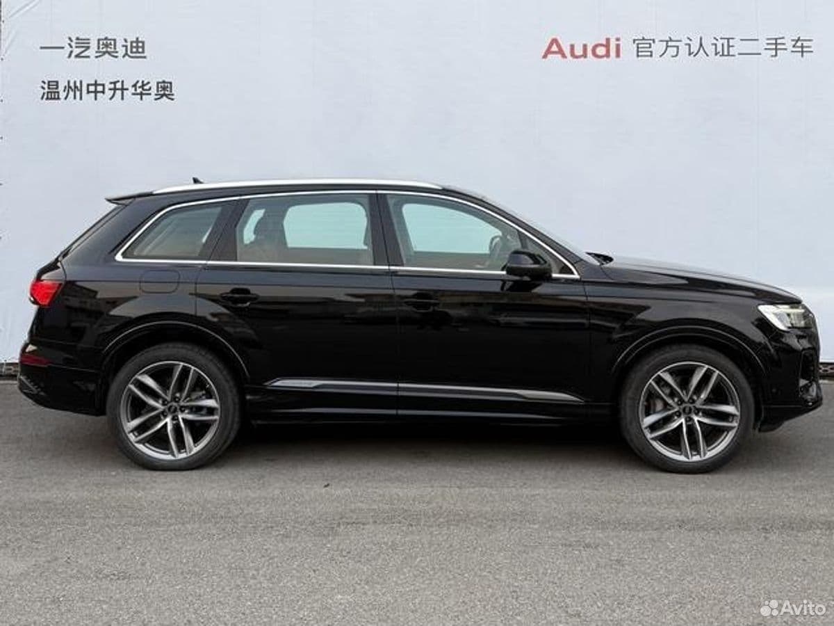 Audi Q7 — фото 5