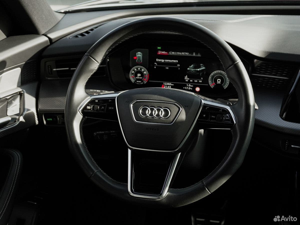 Audi Q6 — фото 39