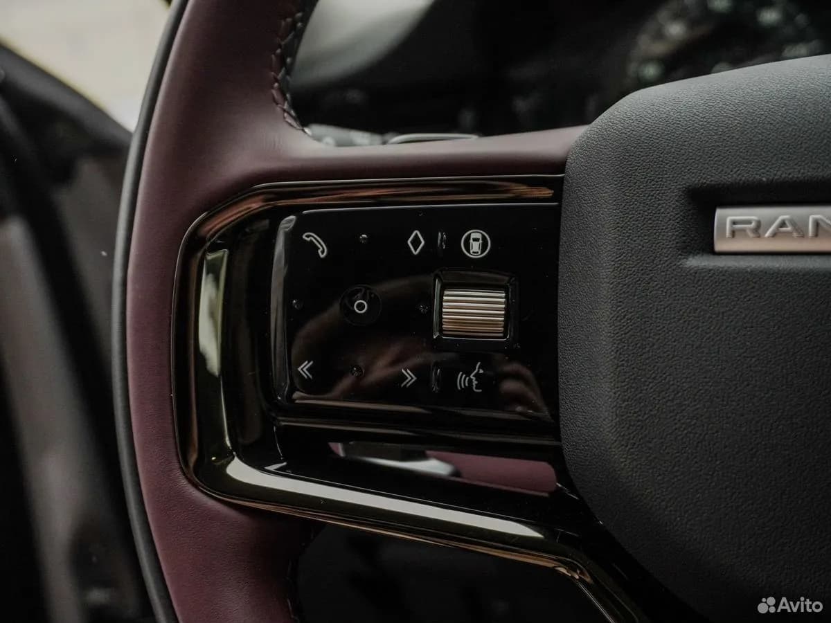 Land Rover Range Rover Evoque — фото 19