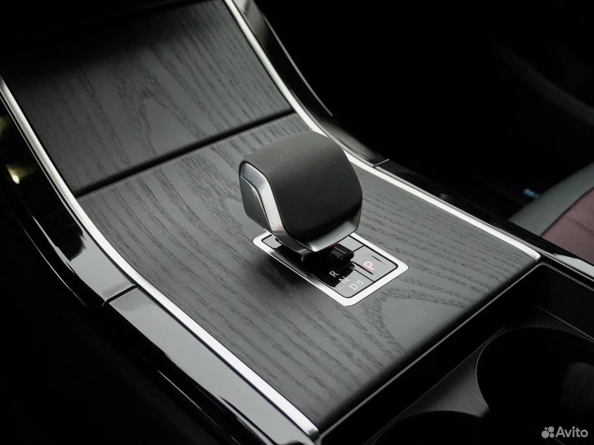 Land Rover Range Rover Evoque — фото 20