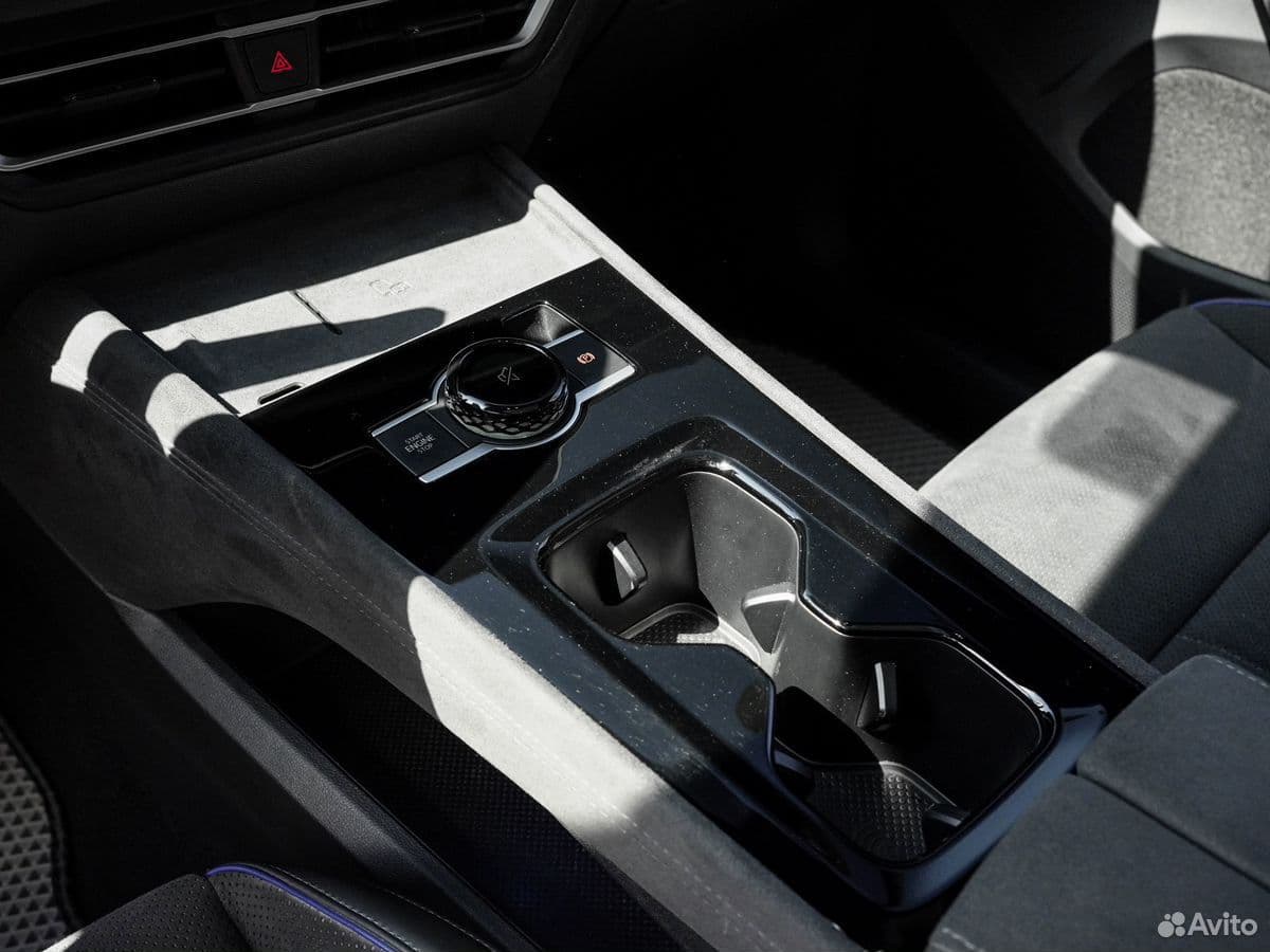 Volkswagen Tiguan L — фото 20