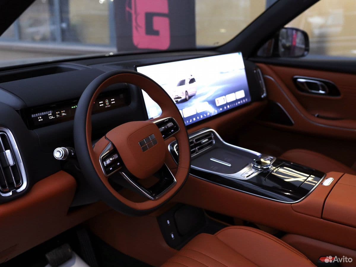 Geely Galaxy M9 — фото 16
