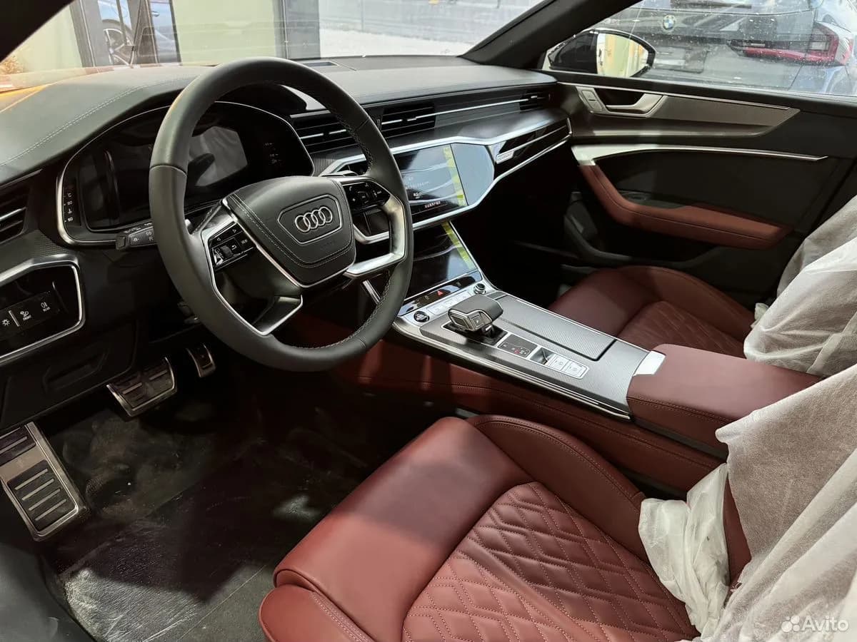 Audi A7L — фото 6