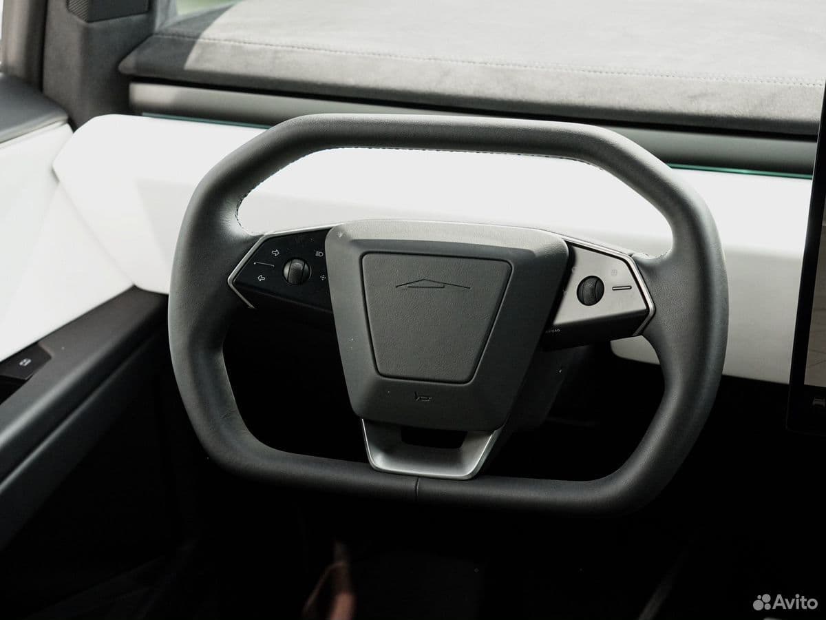 Tesla Cybertruck — фото 26