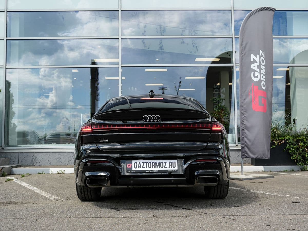 Audi A5L — фото 5