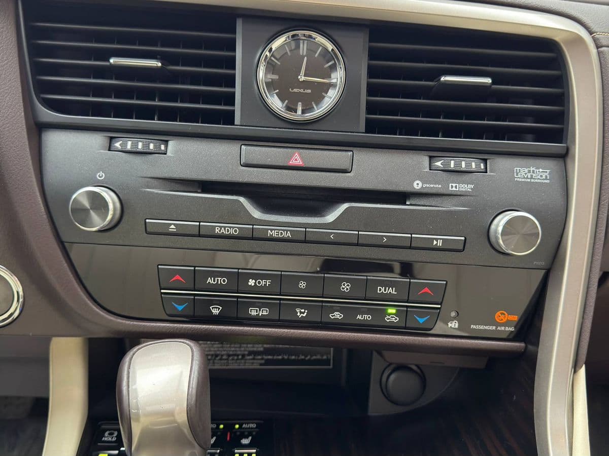 Lexus RX — фото 12