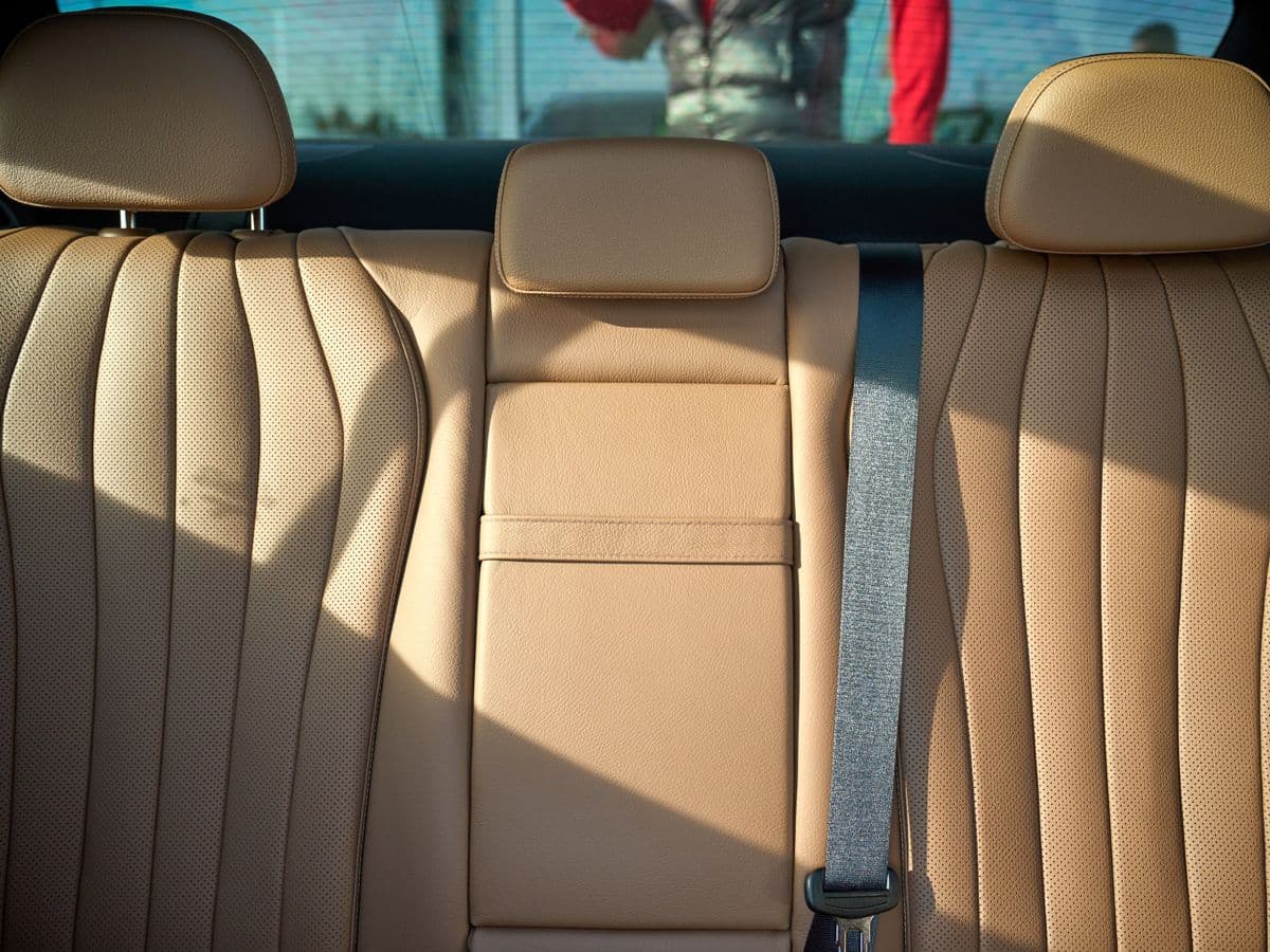 Mercedes-Benz E-класс — фото 27