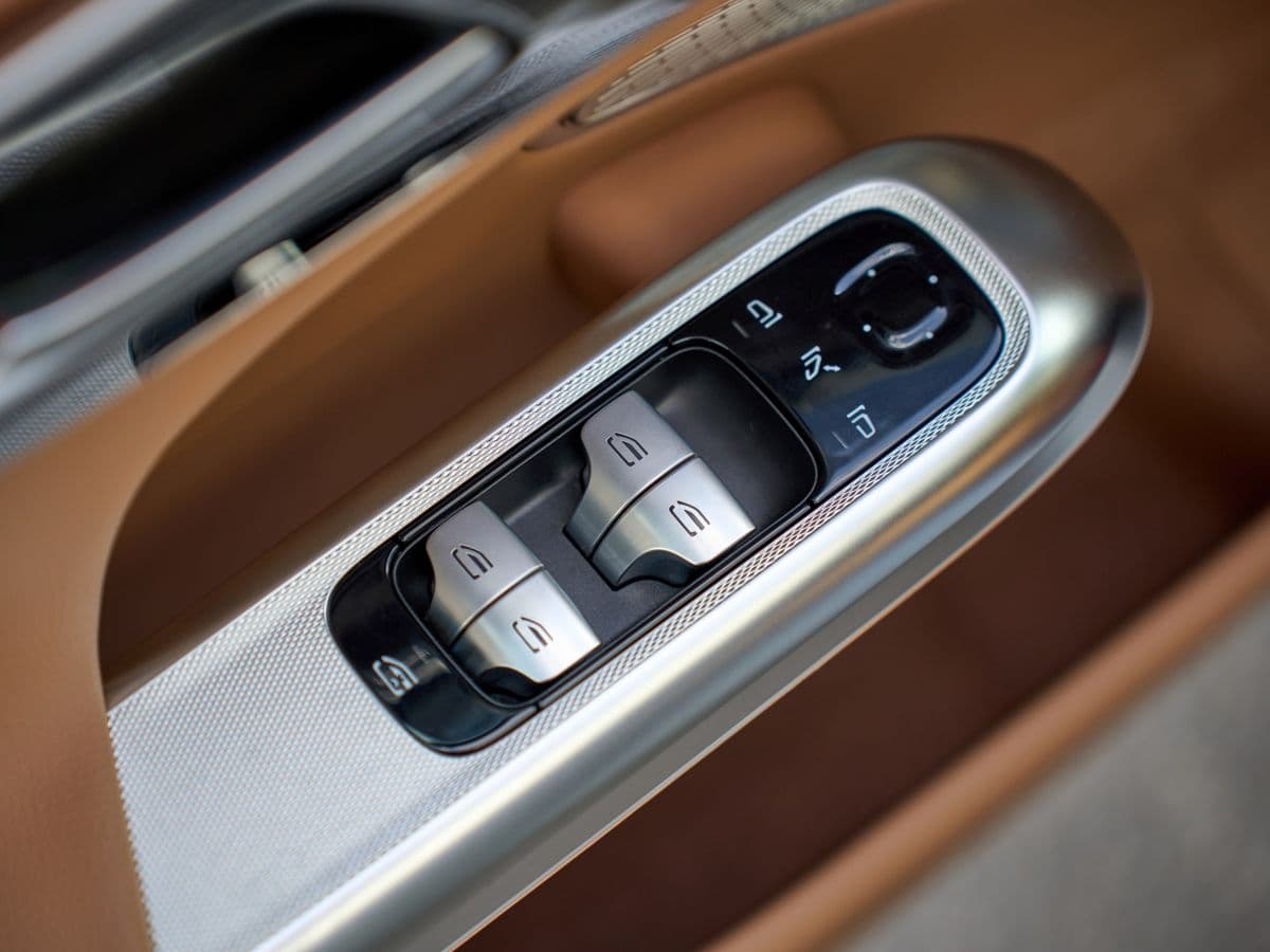 Mercedes-Benz E-класс — фото 28