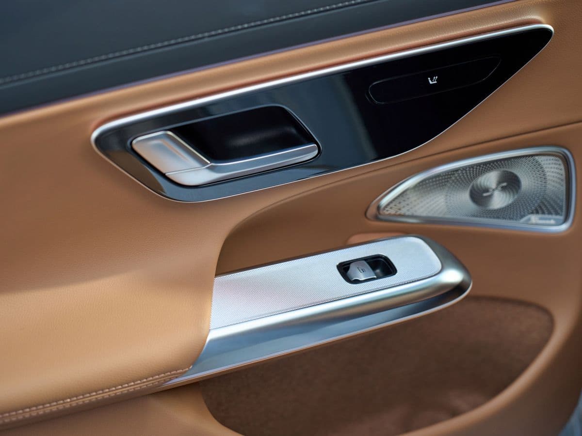 Mercedes-Benz E-класс — фото 36