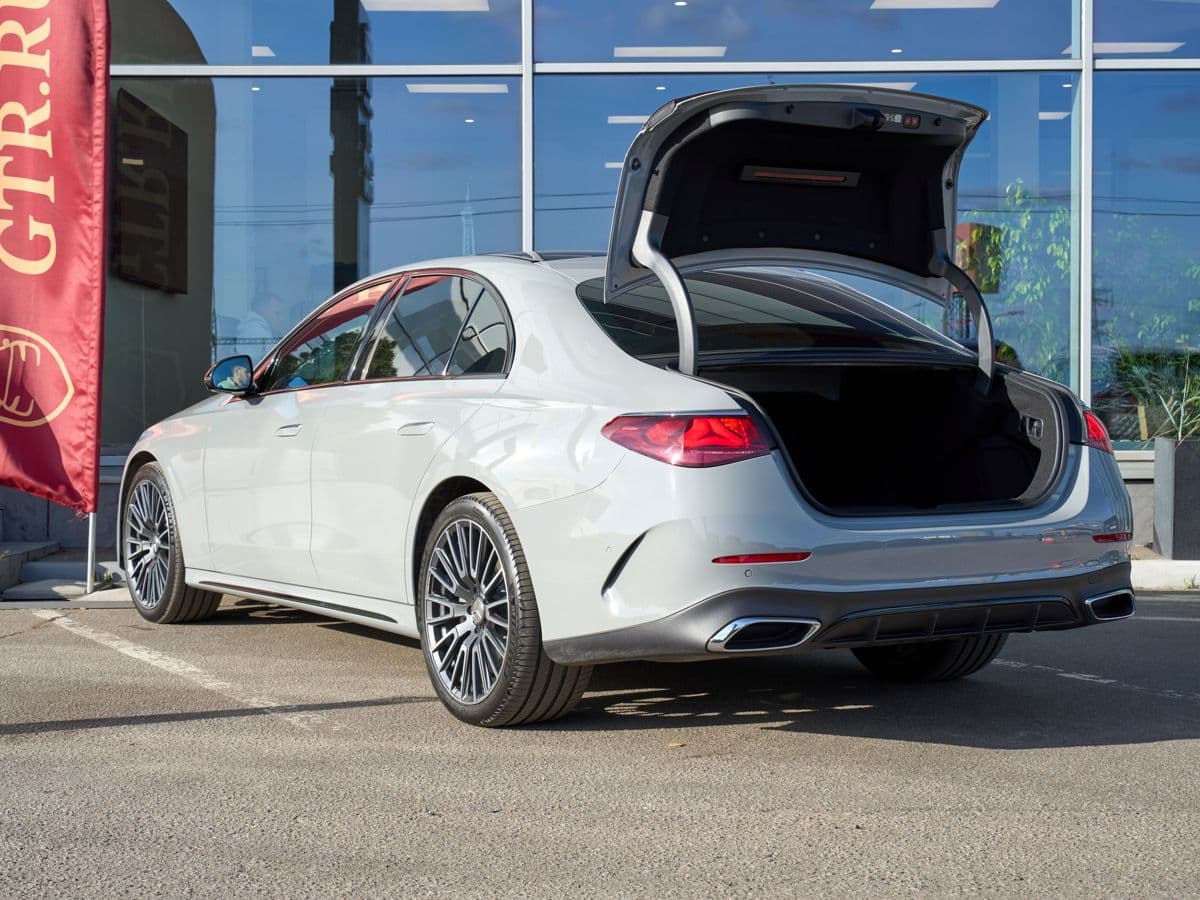 Mercedes-Benz E-класс — фото 5