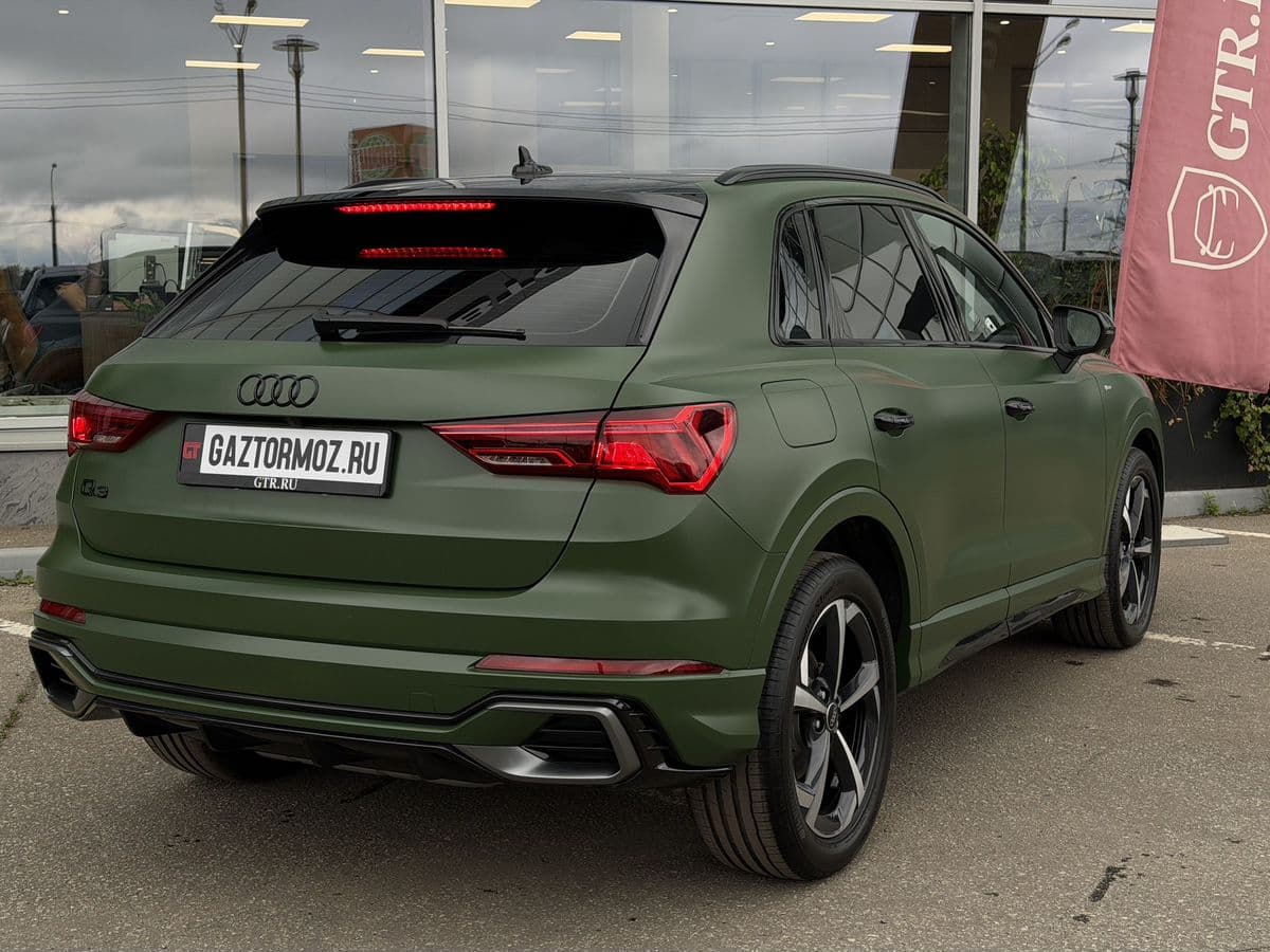 Audi Q3 — фото 12