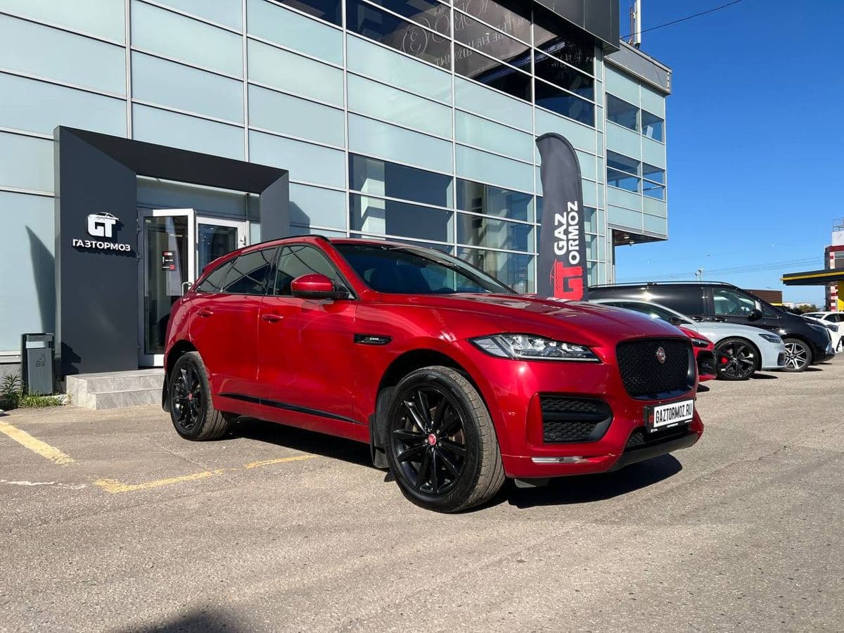 Jaguar F-Pace — фото 4