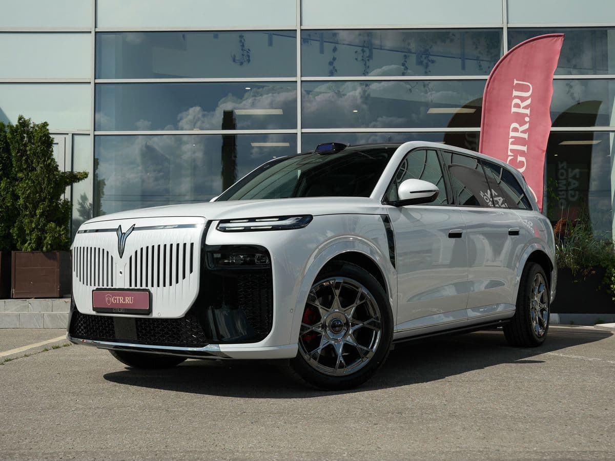 Voyah Taishan X8