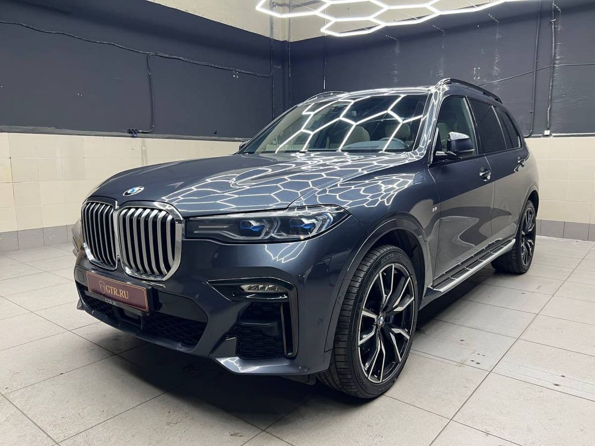 BMW X7 — фото 2