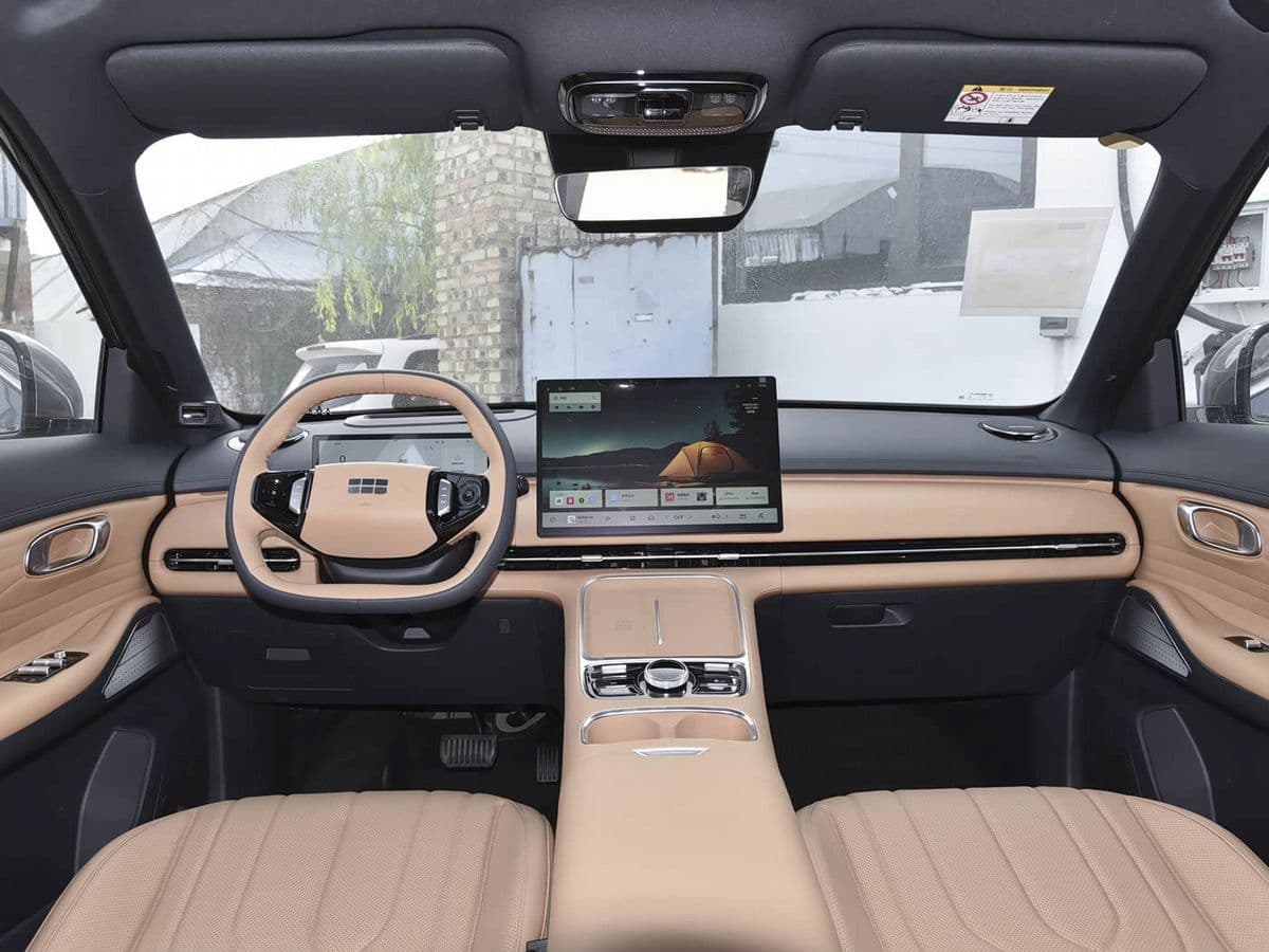Geely Galaxy Starship 7 — фото 17