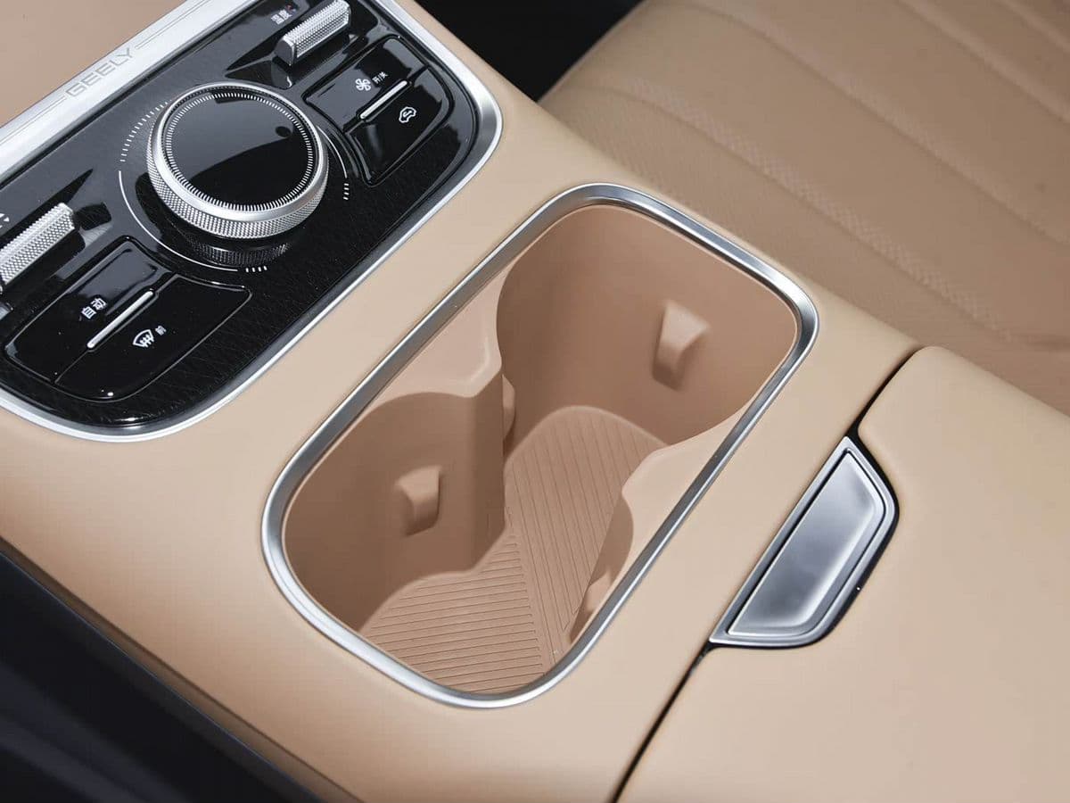 Geely Galaxy Starship 7 — фото 16