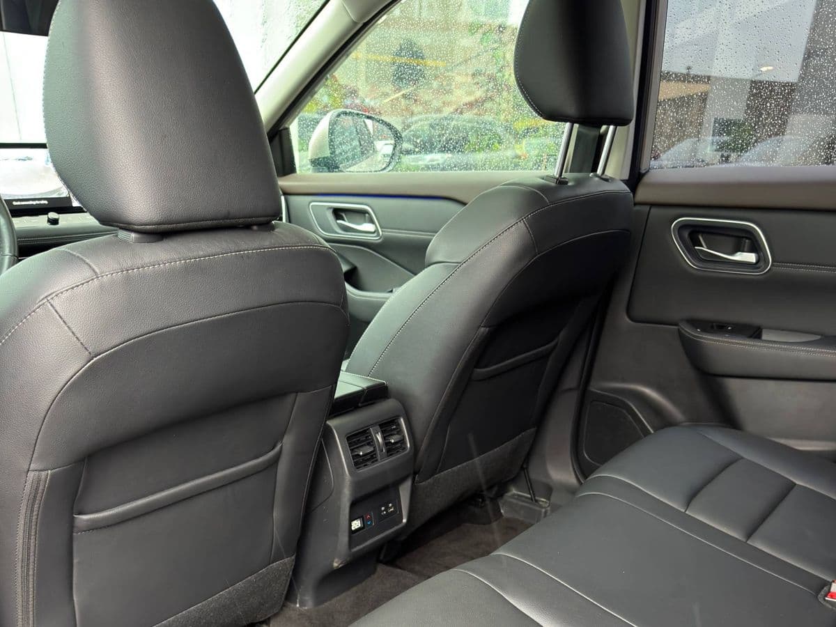 Nissan X-Trail — фото 12
