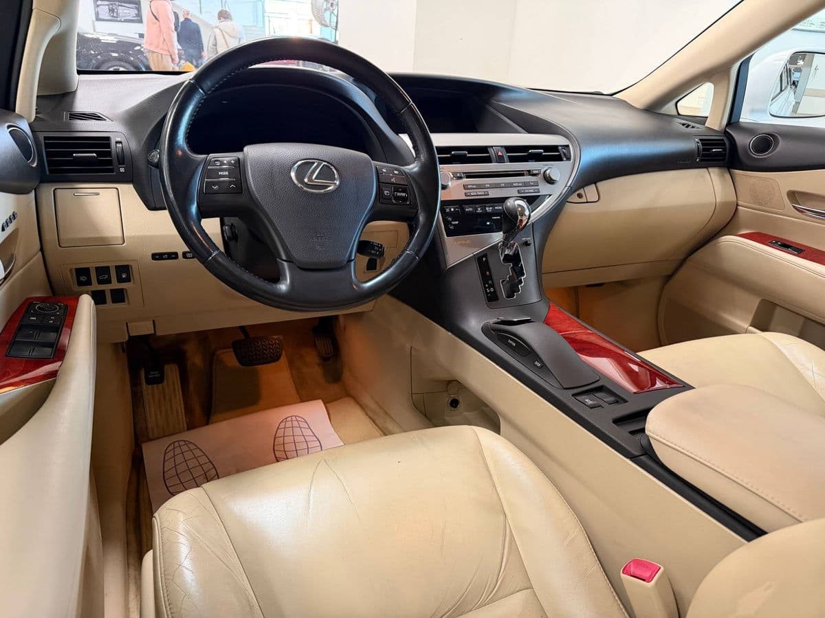 Lexus RX — фото 6