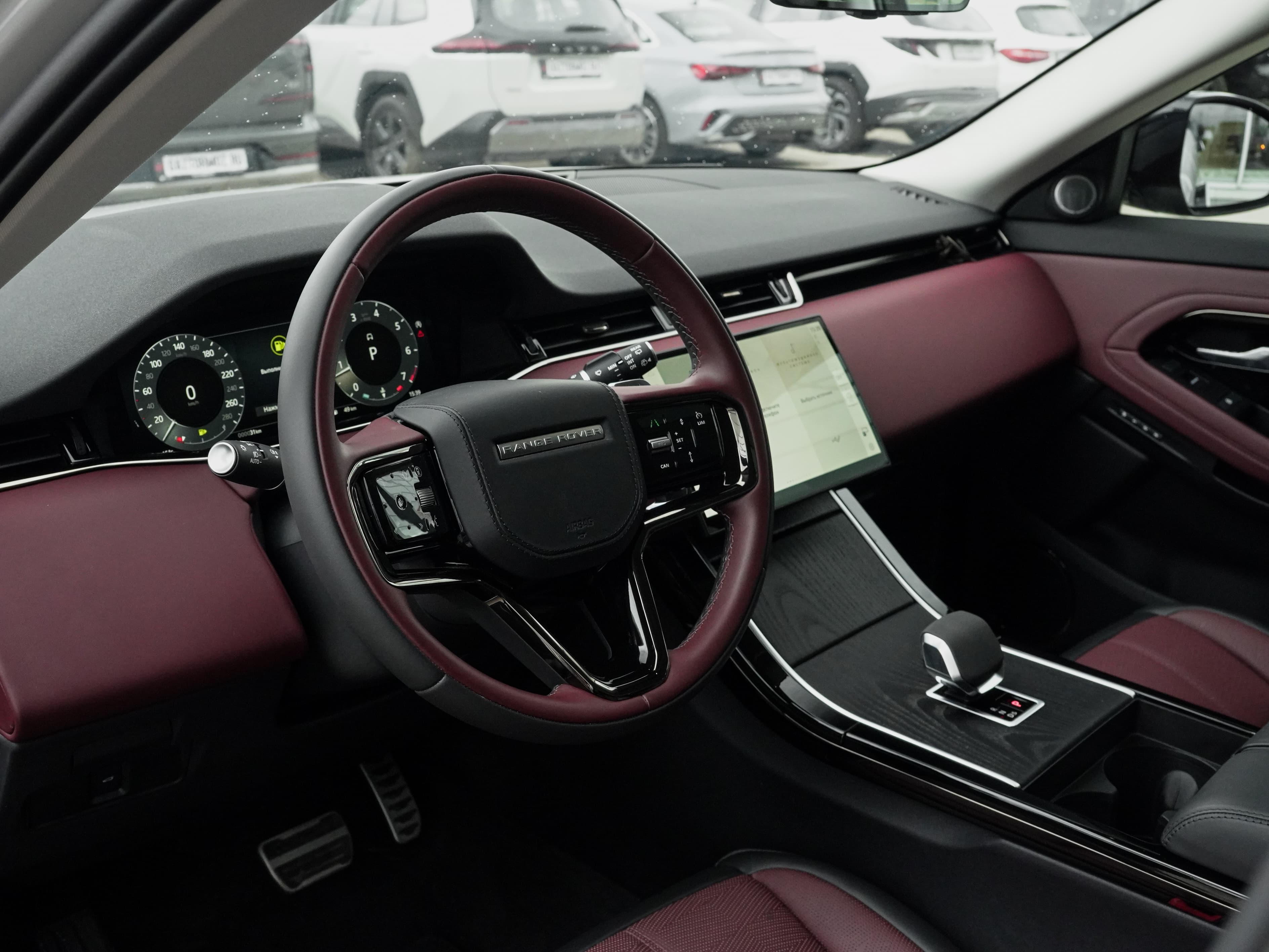 Land Rover Range Rover Evoque — фото 19