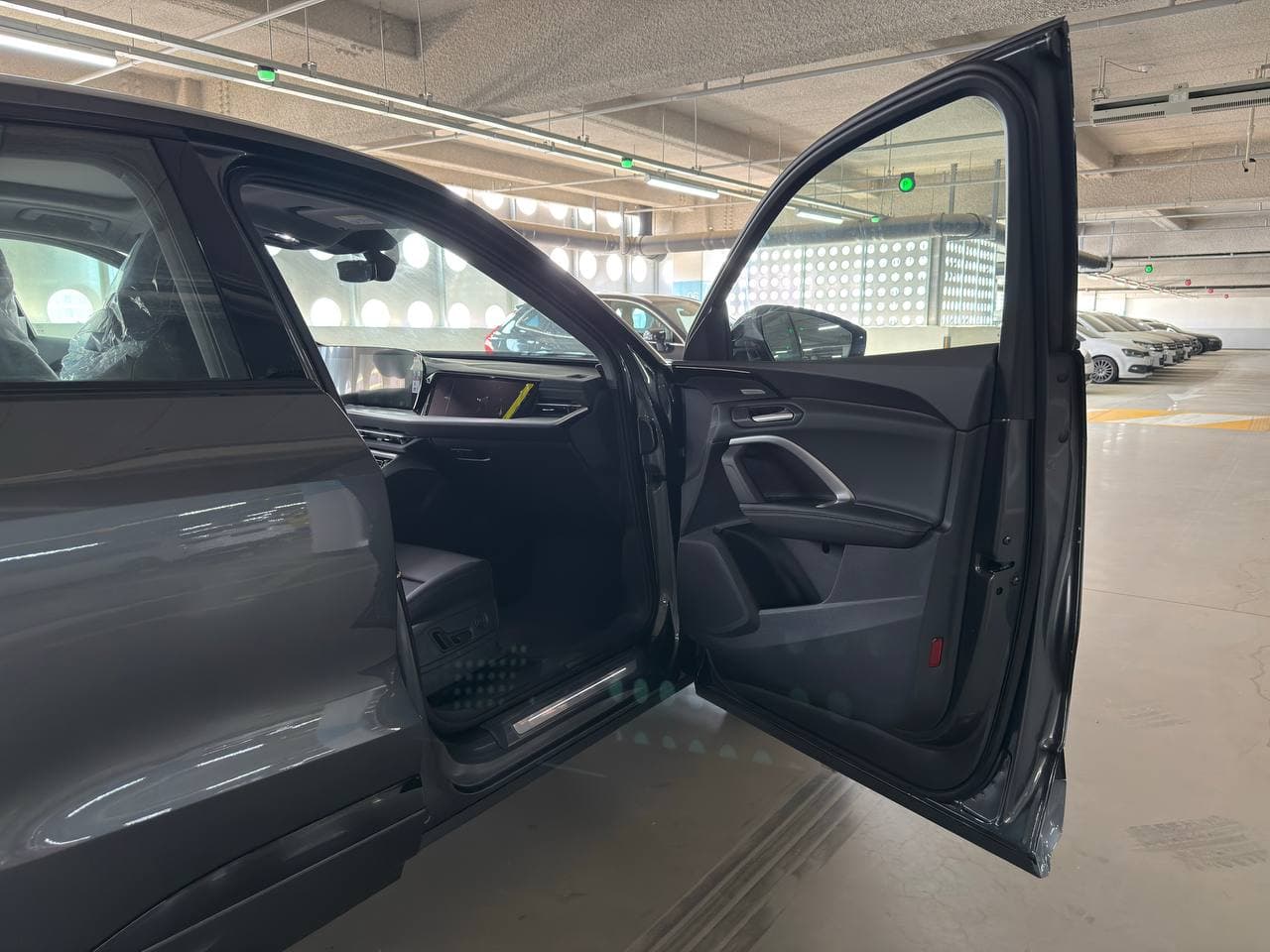 Audi Q5 Sportback — фото 35