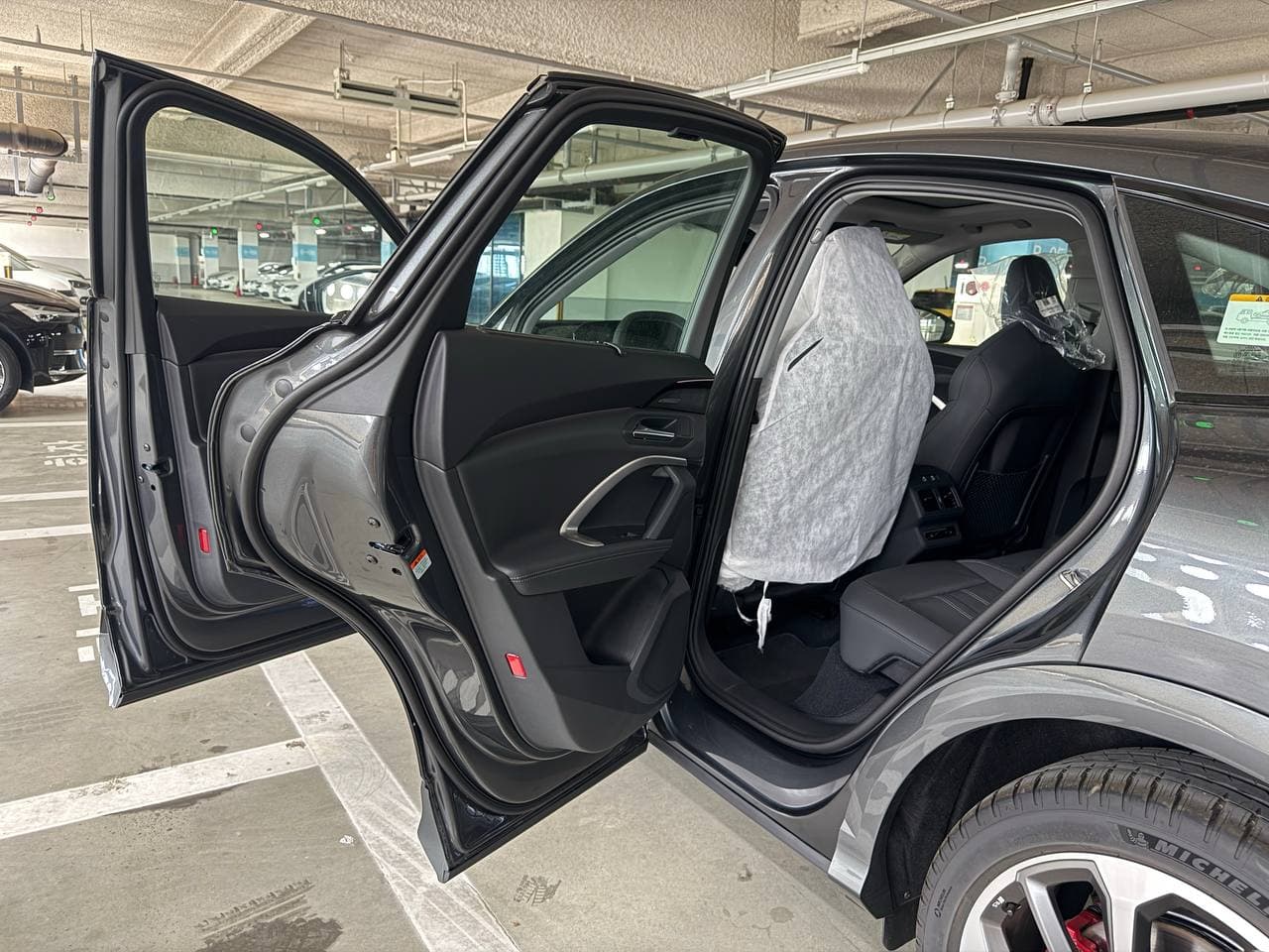 Audi Q5 Sportback — фото 36