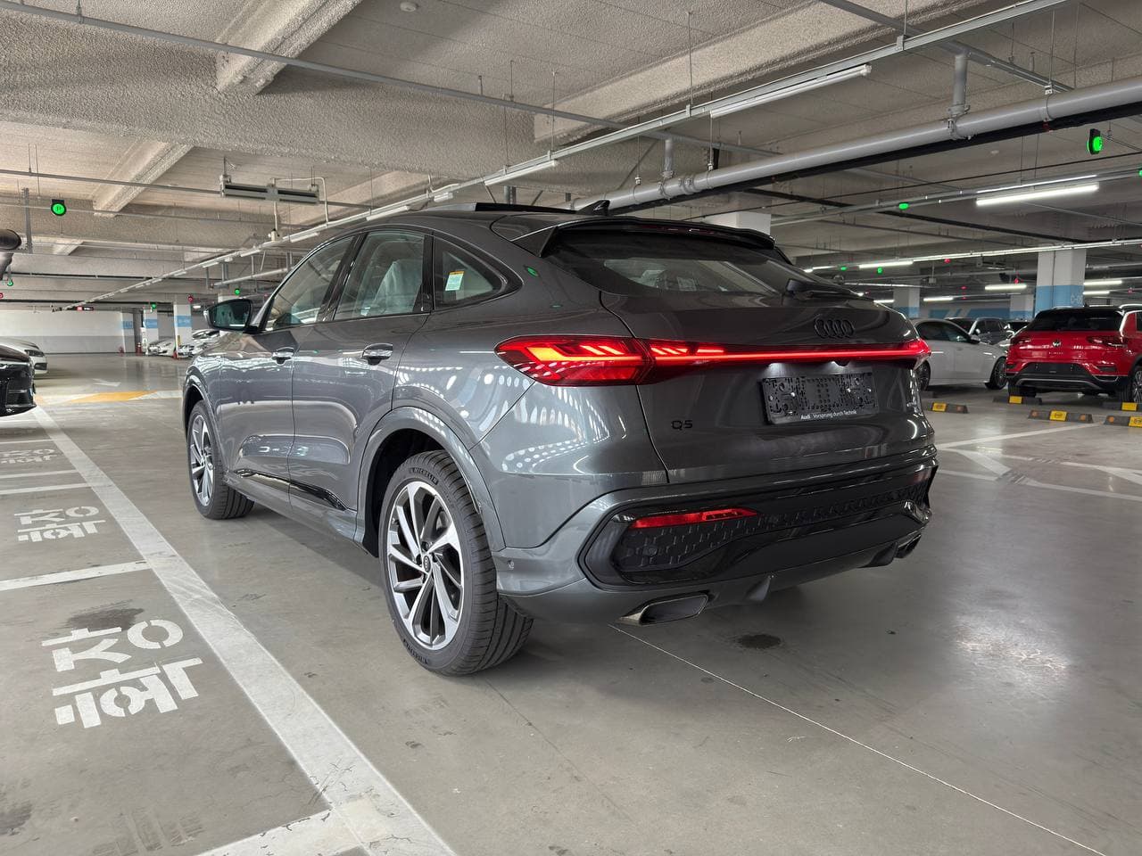 Audi Q5 Sportback — фото 5