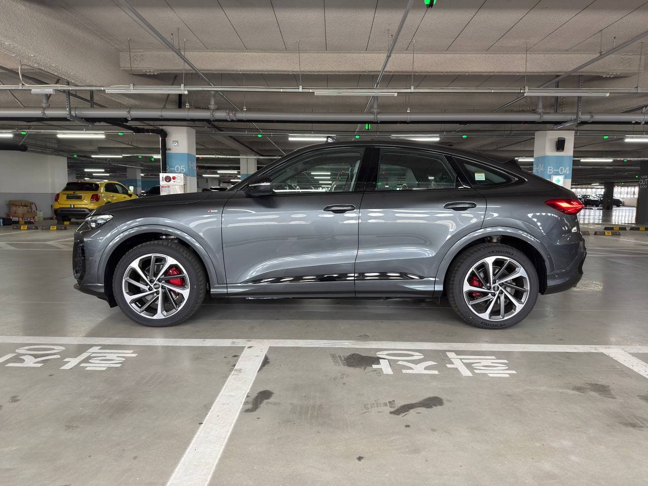 Audi Q5 Sportback — фото 8