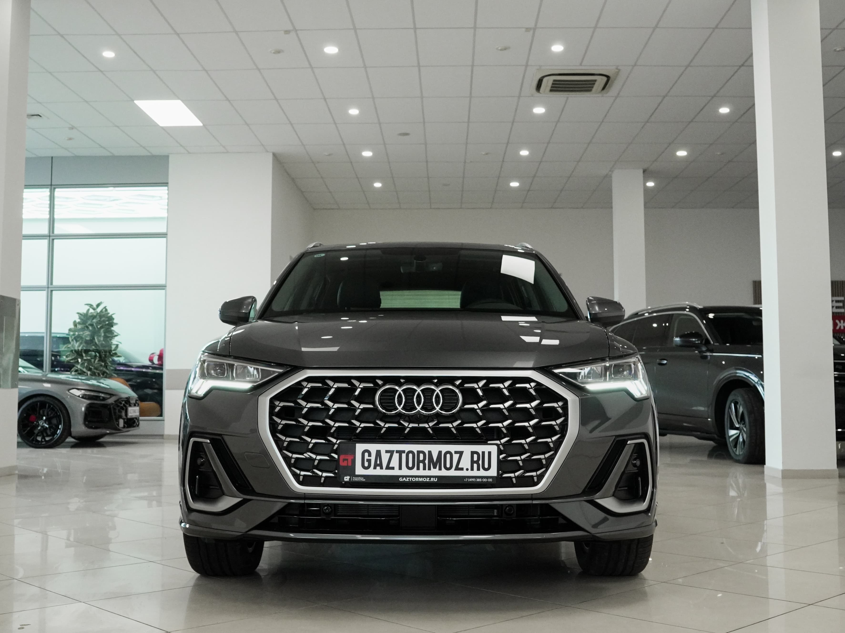 Audi Q3 — фото 2