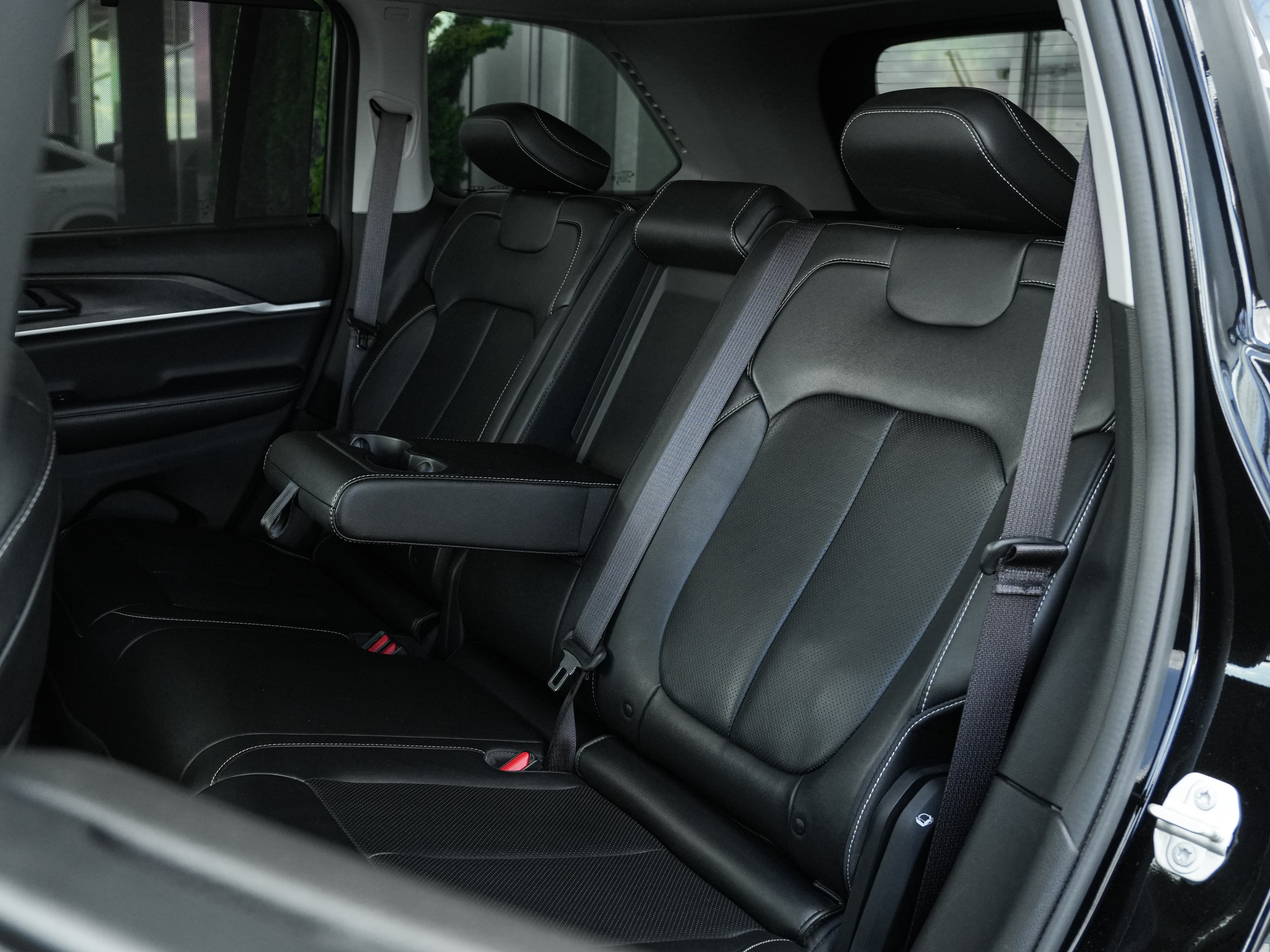 Jeep Grand Cherokee — фото 16